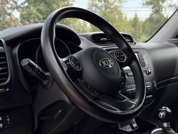 Kia Soul II Рестайлинг с пробегом 2018 года, цена 1 399 000 рублей, 141086 км, хэтчбек, Автокод Объявления