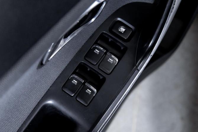 Kia Ceed II Рестайлинг с пробегом 2017 года, цена 1 450 000 рублей, 128000 км, хэтчбек, Автокод Объявления