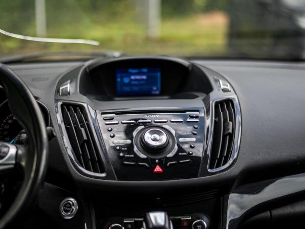 Ford Kuga II с пробегом 2013 года, цена 940 000 рублей, 219307 км, внедорожник, Автокод Объявления