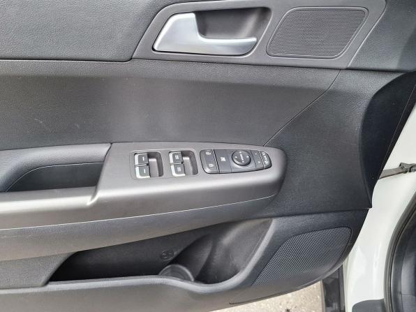 Kia Sportage V с пробегом 2021 года, цена 2 795 000 рублей, 66000 км, внедорожник, Автокод Объявления