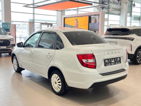 Lada (ВАЗ) Granta I Рестайлинг с пробегом 2023 года, цена 799 000 рублей, 35900 км, седан, Автокод Объявления