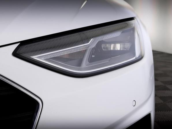 Audi A4 V (B9) Рестайлинг с пробегом 2022 года, цена 3 590 000 рублей, 39147 км, седан, Автокод Объявления