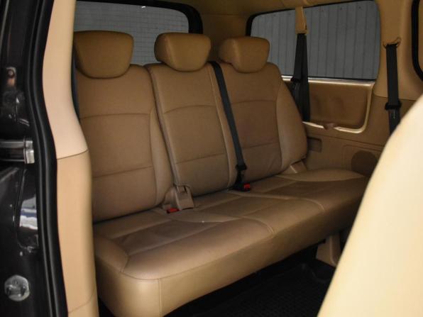 Hyundai H-1 II Рестайлинг 2 с пробегом 2019 года, цена 2 750 000 рублей, 322989 км, минивэн, Автокод Объявления