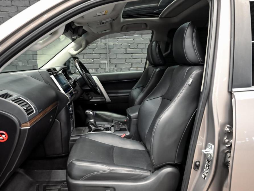 Toyota Land Cruiser Prado 150 Series Рестайлинг 2 Екатеринбург  - изображение 11