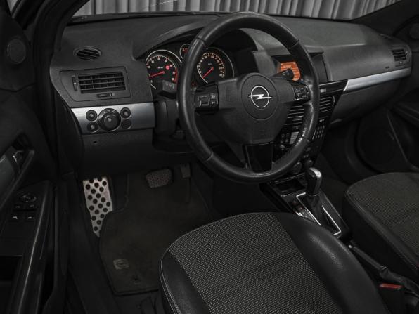 Opel Astra H Рестайлинг с пробегом 2010 года, цена 699 000 рублей, 273023 км, хэтчбек, Автокод Объявления