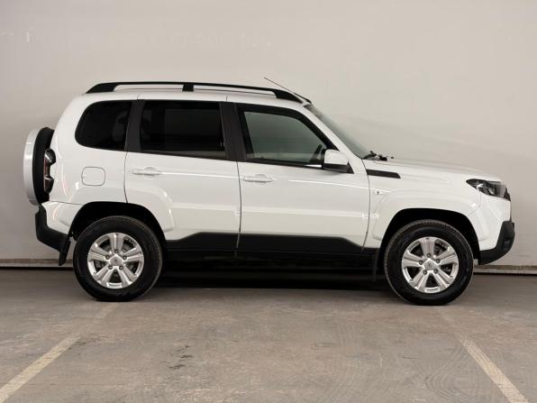 Lada (ВАЗ) Niva Travel I с пробегом 2023 года, цена 1 330 000 рублей, 438 км, внедорожник, Автокод Объявления