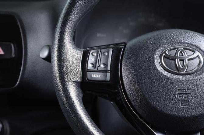 Toyota Vitz III (XP130) Рестайлинг 2 с пробегом 2018 года, цена 1 199 000 рублей, 71000 км, хэтчбек, Автокод Объявления