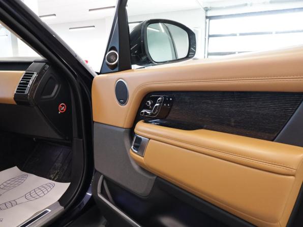 Land Rover Range Rover IV Рестайлинг с пробегом 2018 года, цена 6 750 000 рублей, 152783 км, внедорожник, Автокод Объявления