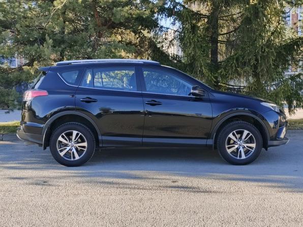 Toyota RAV4 IV (XA40) Рестайлинг с пробегом 2018 года, цена 2 490 000 рублей, 103380 км, внедорожник, Автокод Объявления