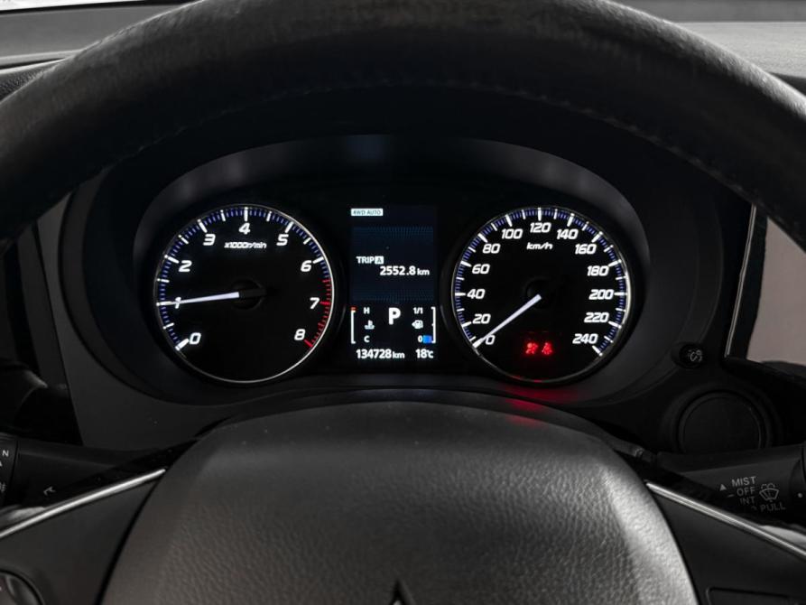 Mitsubishi Outlander III Рестайлинг 2 Санкт-Петербург  - изображение 17
