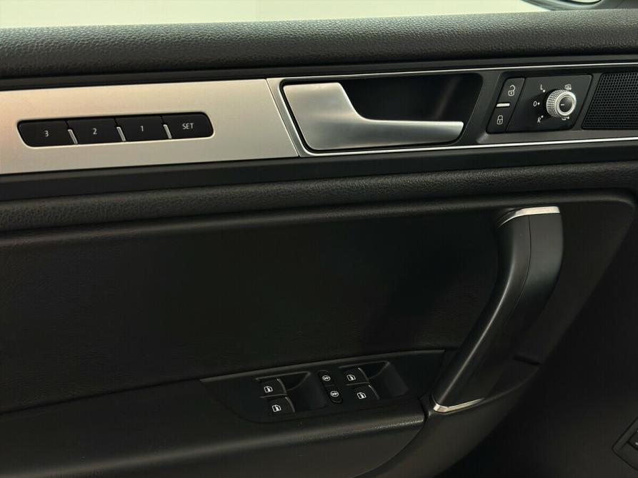 Volkswagen Touareg II Рестайлинг Москва  - изображение 10