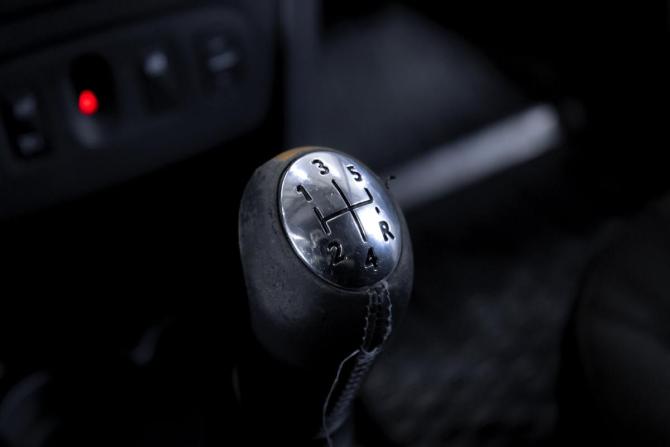 Renault Sandero II Рестайлинг с пробегом 2020 года, цена 999 999 рублей, 90000 км, хэтчбек, Автокод Объявления