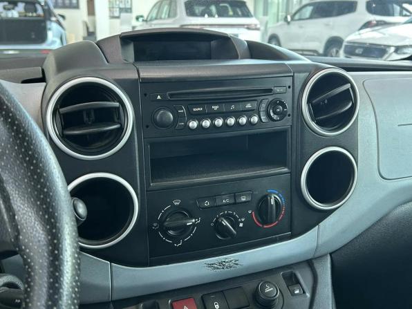 Citroen Berlingo II Рестайлинг с пробегом 2013 года, цена 595 000 рублей, 275378 км, минивэн, Автокод Объявления