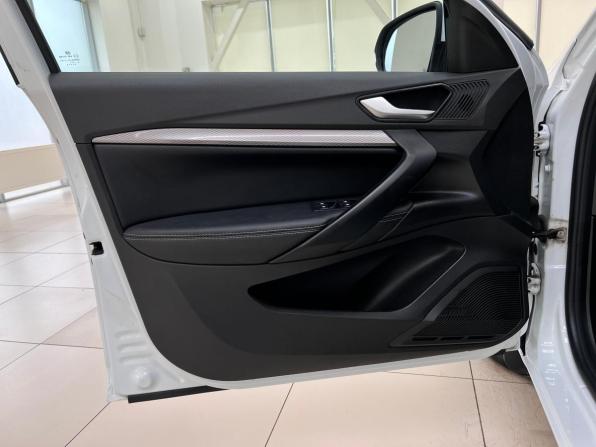 Lada (ВАЗ) Vesta I Рестайлинг (NG) с пробегом 2024 года, цена 1 385 000 рублей, 44000 км, универсал, Автокод Объявления