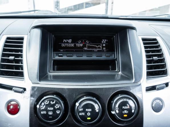 Mitsubishi Pajero Sport II с пробегом 2011 года, цена 1 350 000 рублей, 293342 км, внедорожник, Автокод Объявления