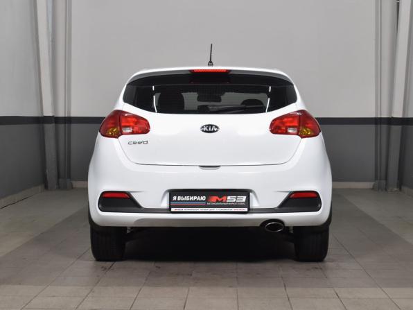 Kia Ceed II Рестайлинг с пробегом 2015 года, цена 919 995 рублей, 131048 км, хэтчбек, Автокод Объявления