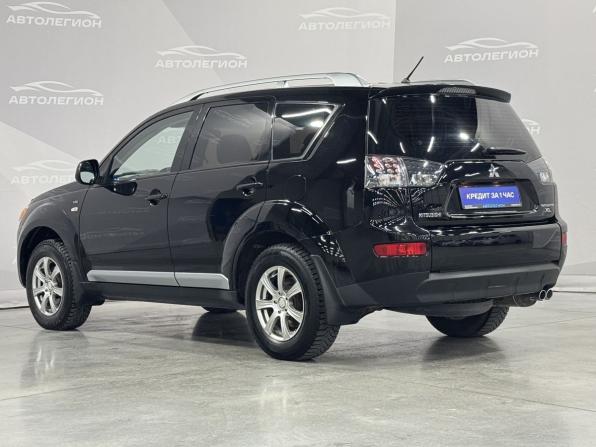 Mitsubishi Outlander II с пробегом 2008 года, цена 1 035 000 рублей, 335139 км, внедорожник, Автокод Объявления