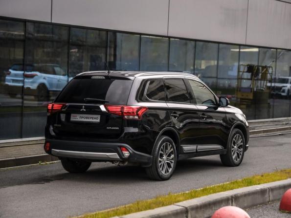 Mitsubishi Outlander III Рестайлинг 2 с пробегом 2016 года, цена 1 969 777 рублей, 108000 км, внедорожник, Автокод Объявления
