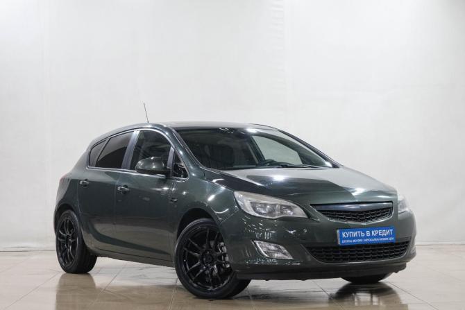 Opel Astra J Рестайлинг с пробегом 2011 года, цена 849 000 рублей, 200000 км, хэтчбек, Автокод Объявления