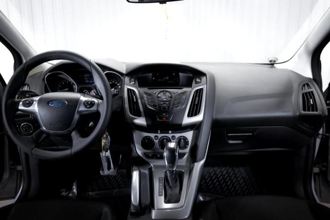 Ford Focus III с пробегом 2012 года, цена 899 000 рублей, 75000 км, хэтчбек, Автокод Объявления