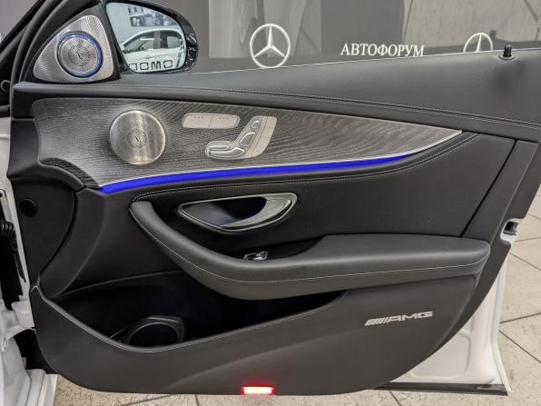 Mercedes-Benz E-Класс V (W213 S213 C238) Рестайлинг с пробегом 2022 года, цена 5 990 000 рублей, 51499 км, седан, Автокод Объявления