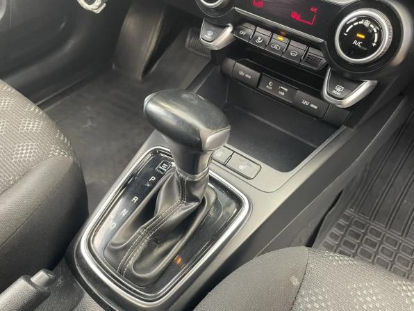 Kia Rio IV с пробегом 2018 года, цена 1 380 000 рублей, 97828 км, седан, Автокод Объявления