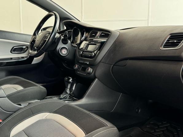 Kia Ceed II с пробегом 2013 года, цена 920 000 рублей, 206000 км, хэтчбек, Автокод Объявления