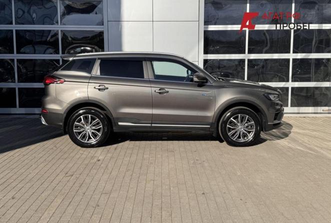 Geely Atlas Pro с пробегом 2024 года, цена 1 999 000 рублей, 65269 км, внедорожник, Автокод Объявления