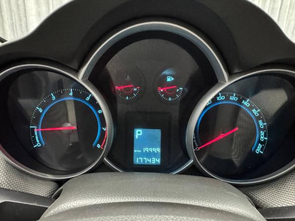 Chevrolet Cruze I с пробегом 2010 года, цена 600 000 рублей, 177434 км, седан, Автокод Объявления