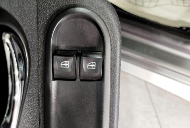 Nissan Terrano III (D10) с пробегом 2018 года, цена 1 230 000 рублей, 223333 км, внедорожник, Автокод Объявления
