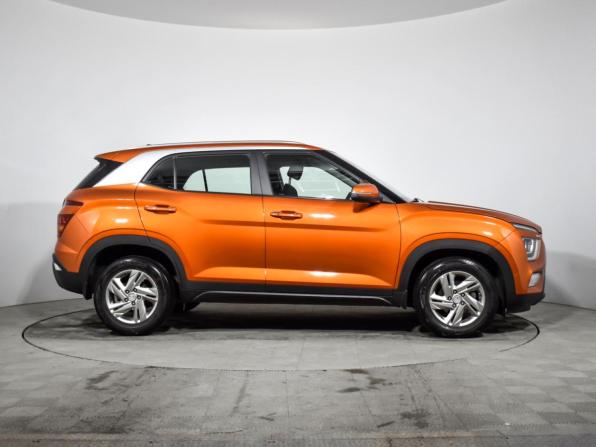 Hyundai Creta II с пробегом 2021 года, цена 1 998 700 рублей, 56000 км, внедорожник, Автокод Объявления