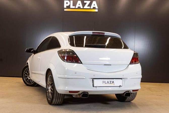 Opel Astra H Рестайлинг с пробегом 2007 года, цена 559 000 рублей, 303585 км, хэтчбек, Автокод Объявления