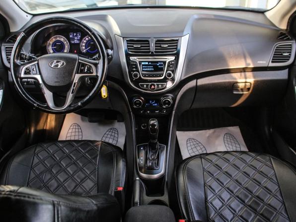Hyundai Solaris I Рестайлинг с пробегом 2015 года, цена 986 000 рублей, 84196 км, хэтчбек, Автокод Объявления