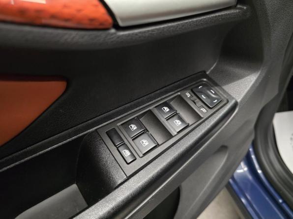 Lada (ВАЗ) Vesta I с пробегом 2019 года, цена 1 030 000 рублей, 28000 км, универсал, Автокод Объявления