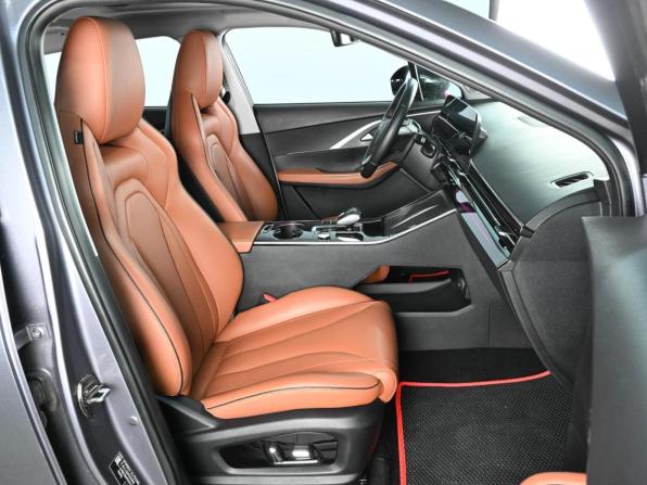 Omoda C5 I с пробегом 2023 года, цена 1 649 000 рублей, 110549 км, внедорожник, Автокод Объявления