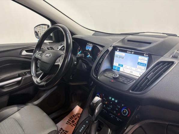 Ford Kuga II Рестайлинг с пробегом 2017 года, цена 1 495 000 рублей, 137563 км, внедорожник, Автокод Объявления