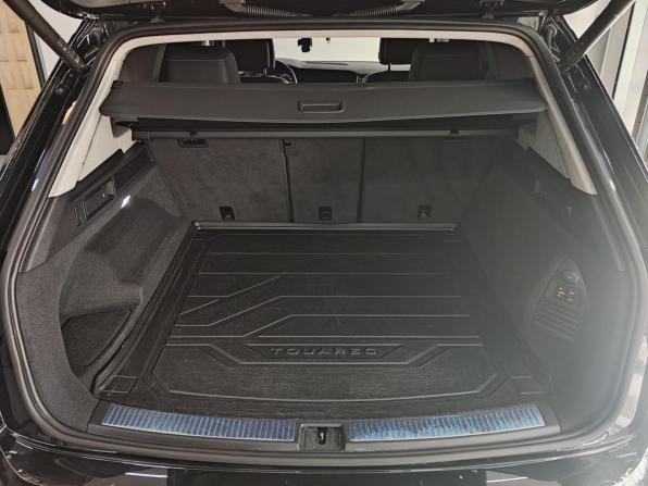 Volkswagen Touareg III с пробегом 2021 года, цена 5 975 000 рублей, 122369 км, внедорожник, Автокод Объявления