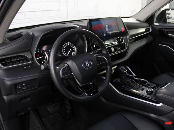 Toyota Highlander IV (XU70) с пробегом 2023 года, цена 5 000 000 рублей, 37357 км, внедорожник, Автокод Объявления