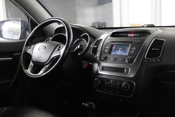 Kia Sorento II Рестайлинг с пробегом 2018 года, цена 2 279 990 рублей, 141711 км, внедорожник, Автокод Объявления