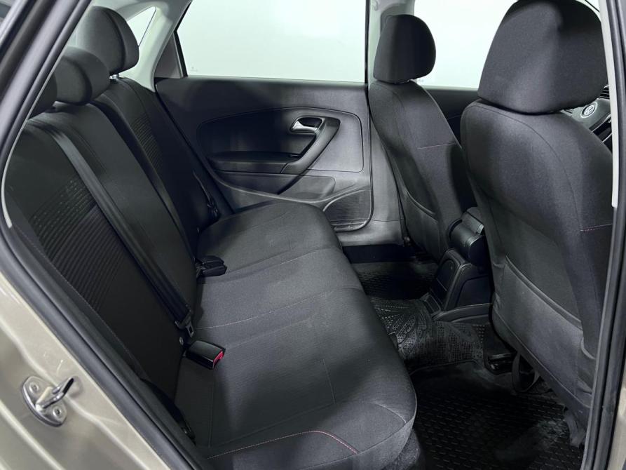Volkswagen Polo V Рестайлинг Ростов-на-Дону  - изображение 18