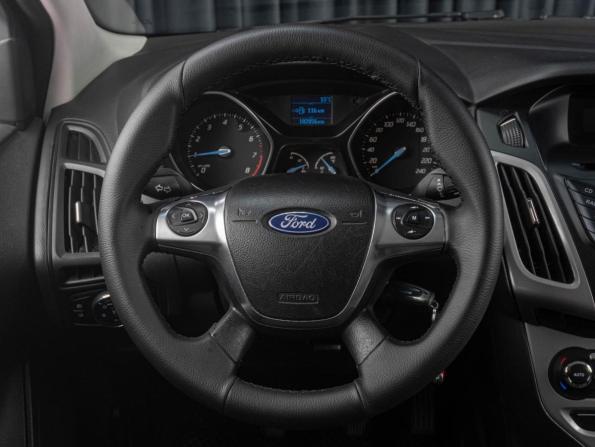 Ford Focus III с пробегом 2012 года, цена 819 000 рублей, 182056 км, хэтчбек, Автокод Объявления