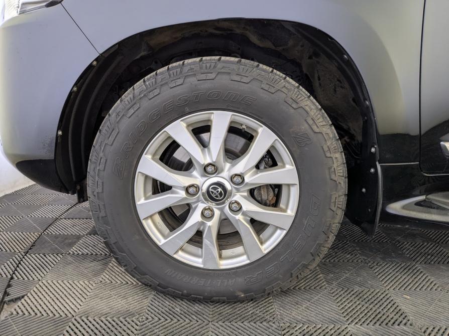 Toyota Land Cruiser 200 Series Рестайлинг 2 Москва  - изображение 18