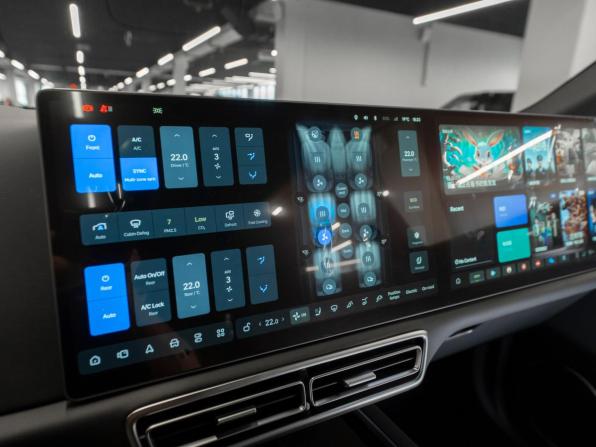 Li Auto (Lixiang) L9 I Рестайлинг с пробегом 2024 года, цена 8 157 000 рублей, 78 км, внедорожник, Автокод Объявления