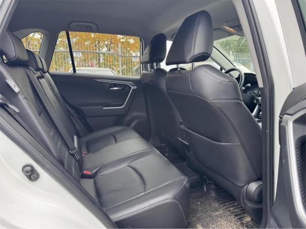 Toyota RAV4 V (XA50) с пробегом 2019 года, цена 2 899 000 рублей, 103375 км, внедорожник, Автокод Объявления