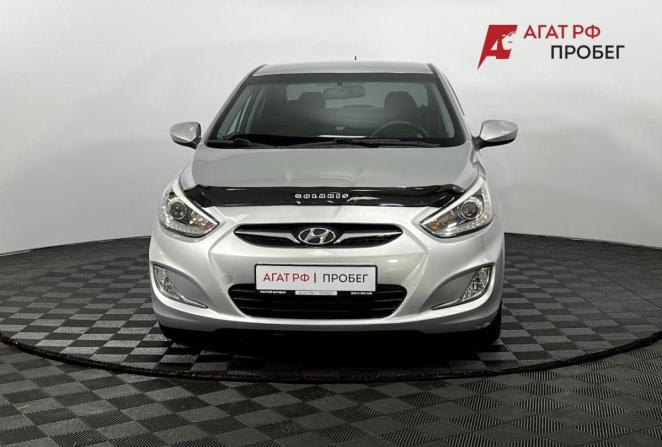 Hyundai Solaris I с пробегом 2014 года, цена 950 000 рублей, 129934 км, седан, Автокод Объявления