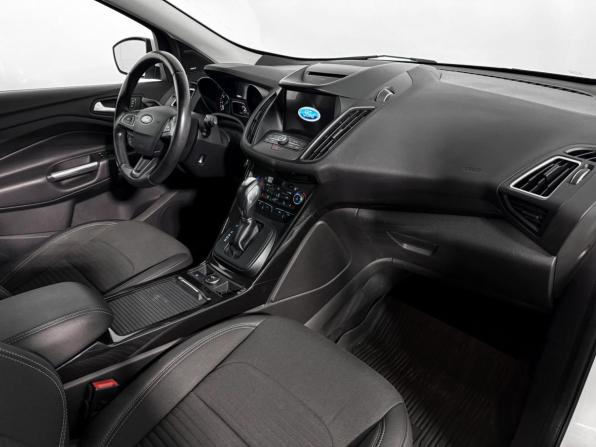 Ford Kuga II Рестайлинг с пробегом 2018 года, цена 1 640 000 рублей, 75427 км, внедорожник, Автокод Объявления
