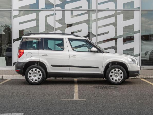 Skoda Yeti I с пробегом 2013 года, цена 1 440 000 рублей, 34752 км, внедорожник, Автокод Объявления