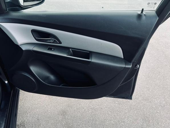 Chevrolet Cruze I Рестайлинг с пробегом 2013 года, цена 570 000 рублей, 243000 км, хэтчбек, Автокод Объявления