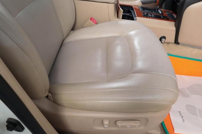 Toyota Land Cruiser 200 Series Рестайлинг 1 с пробегом 2013 года, цена 4 029 000 рублей, 199126 км, внедорожник, Автокод Объявления
