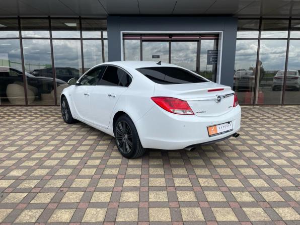 Opel Insignia I с пробегом 2012 года, цена 755 000 рублей, 257293 км, седан, Автокод Объявления